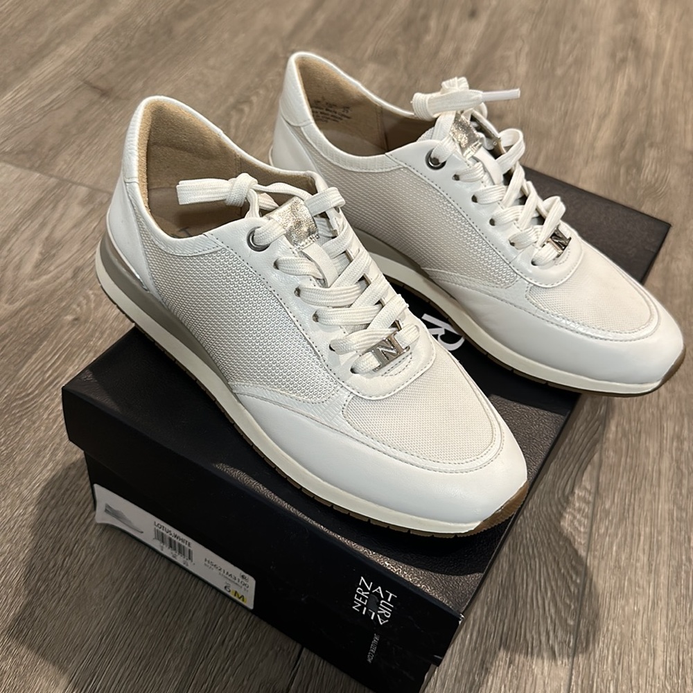 Women's Naturalizer Lotus Sneakers White Nylon/leather Size 6